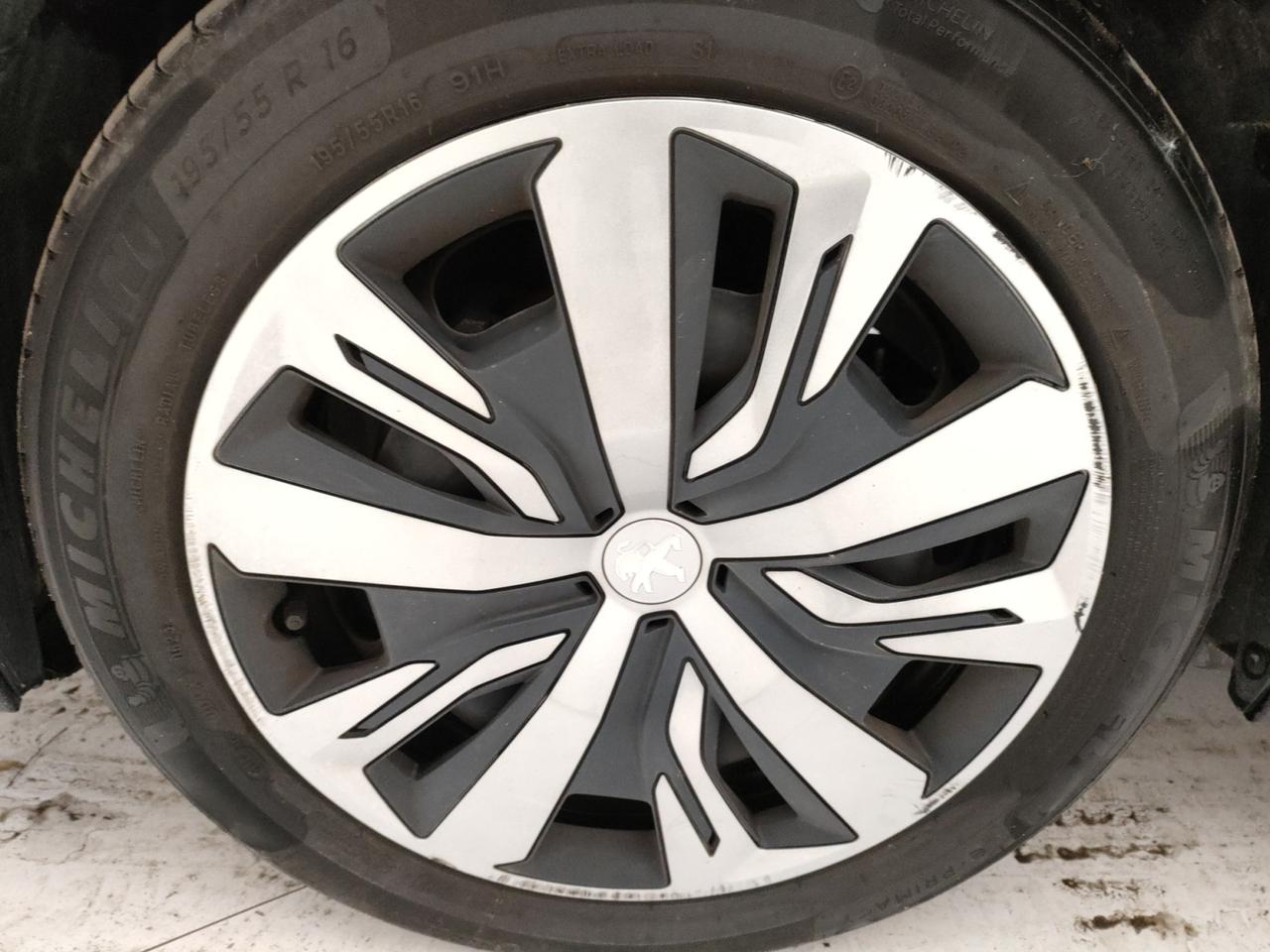 PEUGEOT 208 II 2019 - 208 1.2 puretech Active Pack s&s 75cv