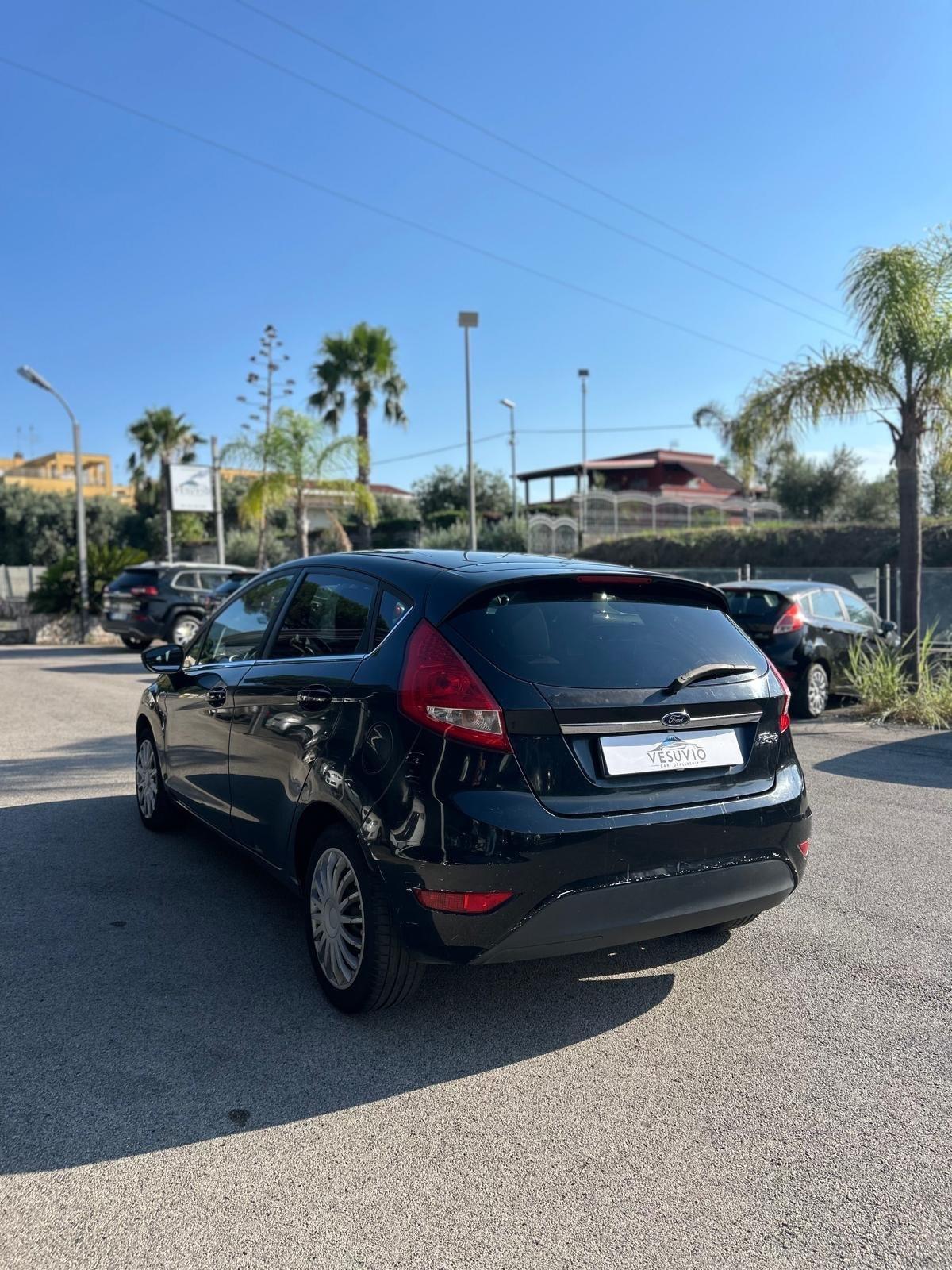 Ford Fiesta 1.4 5 porte Bz.- GPL Titanium