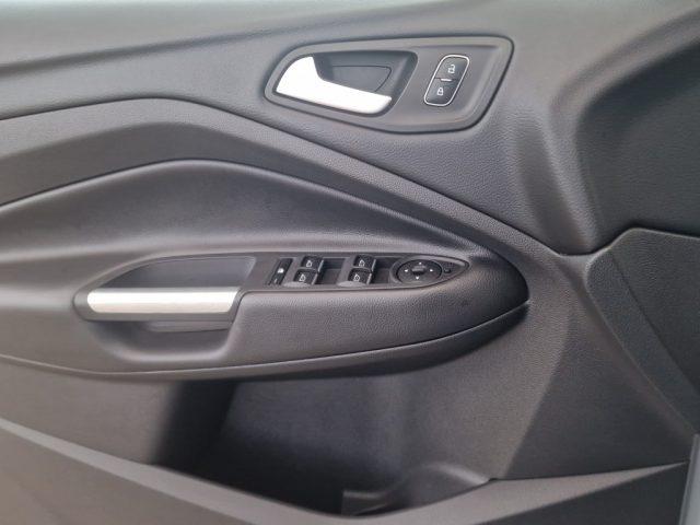 FORD Kuga 2.0 TDCI 120 CV S&S 2WD Powershift Business