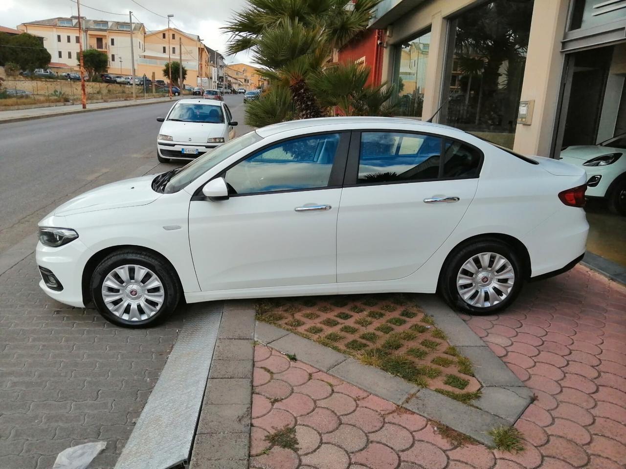 Fiat Tipo 1.6 Mjt 4 porte Easy