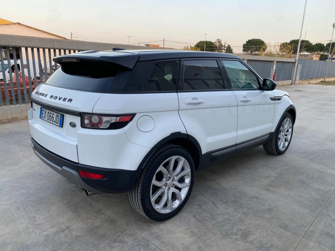 Land Rover Range Rover Evoque Range Rover Evoque 2.2 Sd4 5p. Dynamic