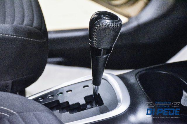 TOYOTA Yaris 1.5 Hybrid 5 porte Business