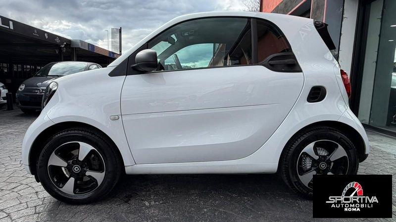 smart fortwo RATA MENSILE 206,00 EURO fortwo 70 1.0 Passion