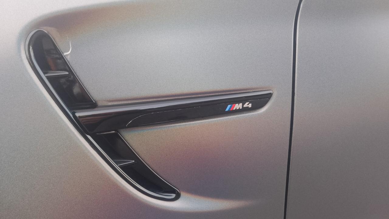 BMW M4 perfomance carbonceramic 2015