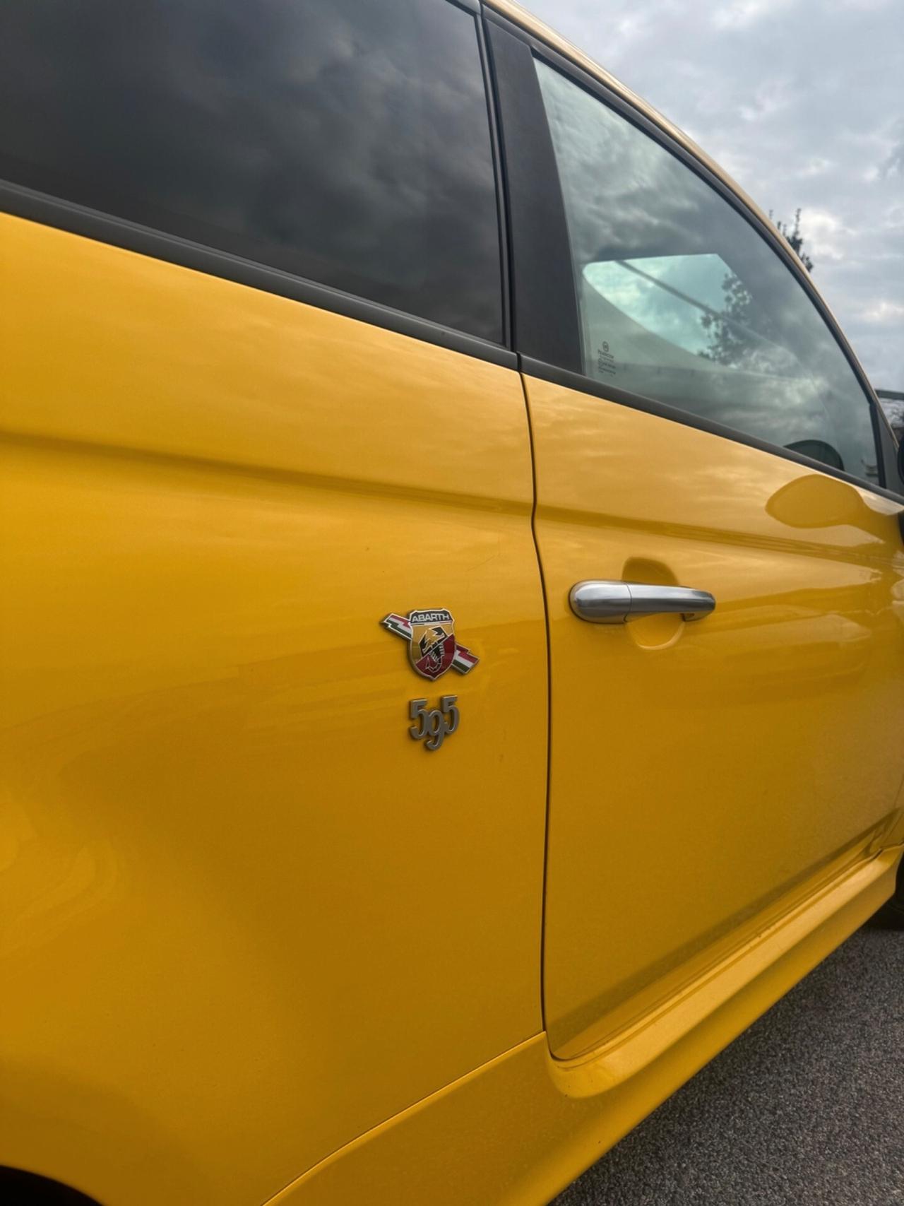 Abarth 595 1.4 Turbo T-Jet 160 CV Pista