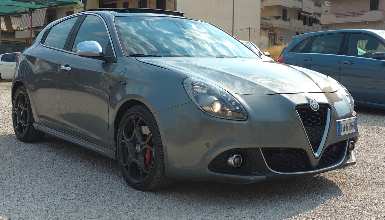 Giulietta 1750 Turbo TCT Quadrifoglio Verde