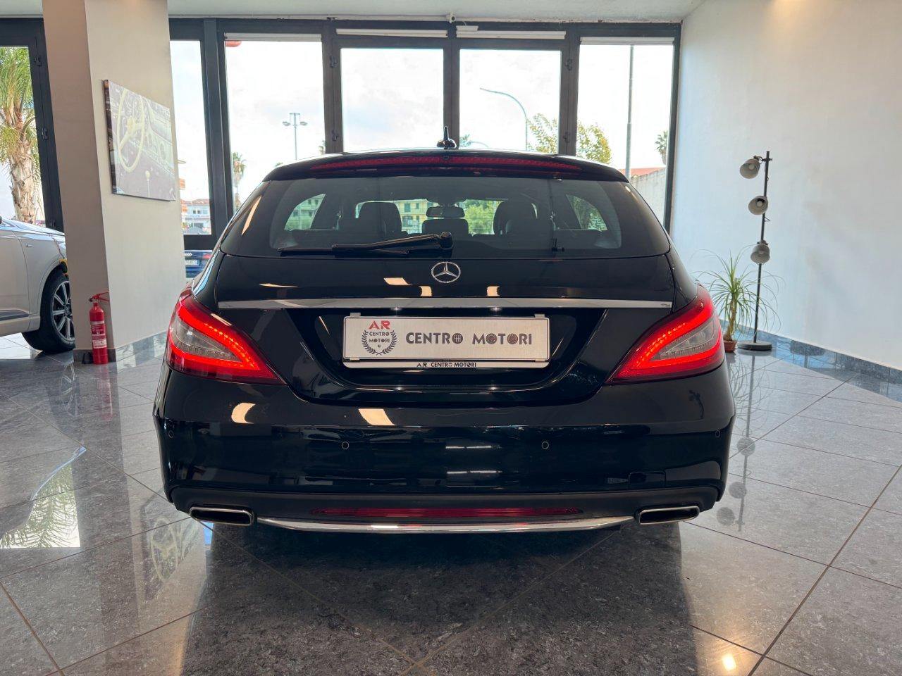 Mercedes CLS Shooting Brake 250 d Amg Premium 4matic Stupenda