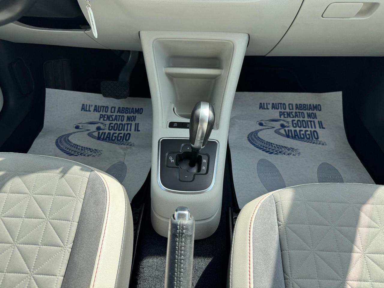 Volkswagen up! 5 Porte up! 5p 1.0 High up! 75cv AUTOMATICA