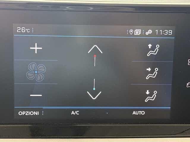 Peugeot 2008 1.2 PureTech 130 CV Allure