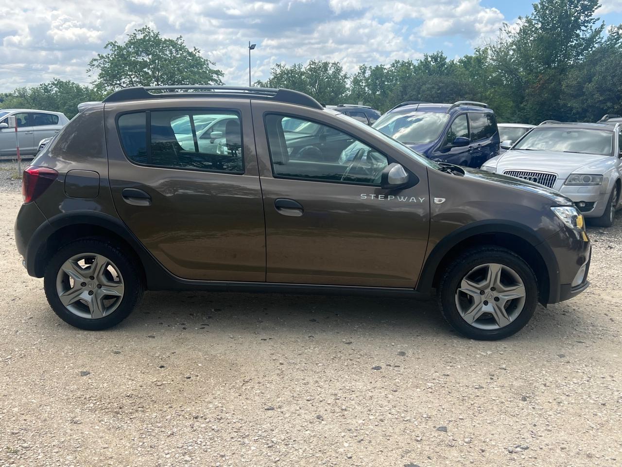 Dacia Sandero Stepway 0.9 GPL Comfort permute rate garanzia