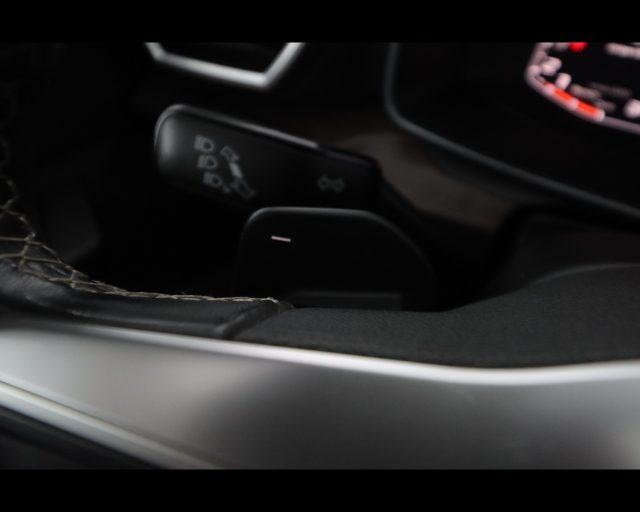 SEAT Leon Sportstourer 1.5 eTSI 150 CV DSG Xcellence