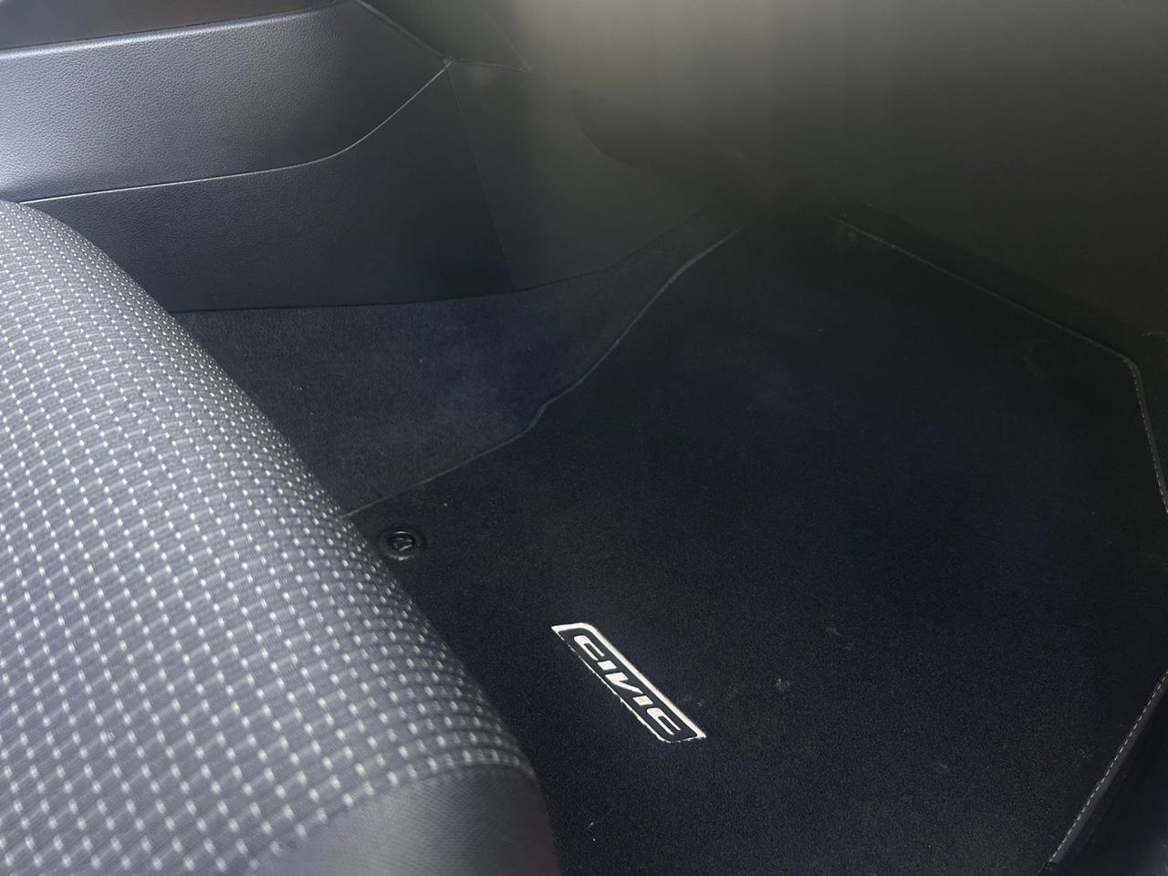 Honda Civic 1.6 i-DTEC Lifestyle Navi ADAS
