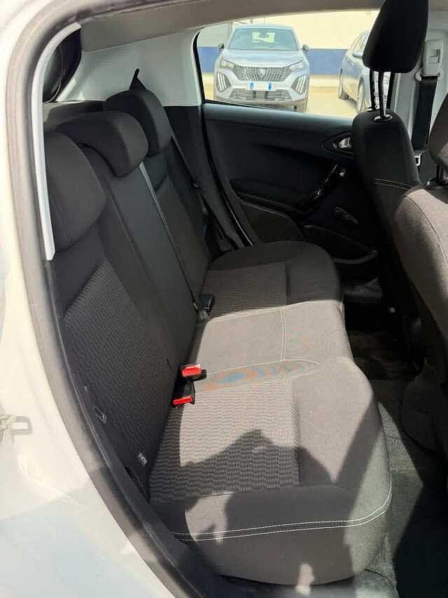 Peugeot 208 BlueHDi 75 S&S 3 porte Active