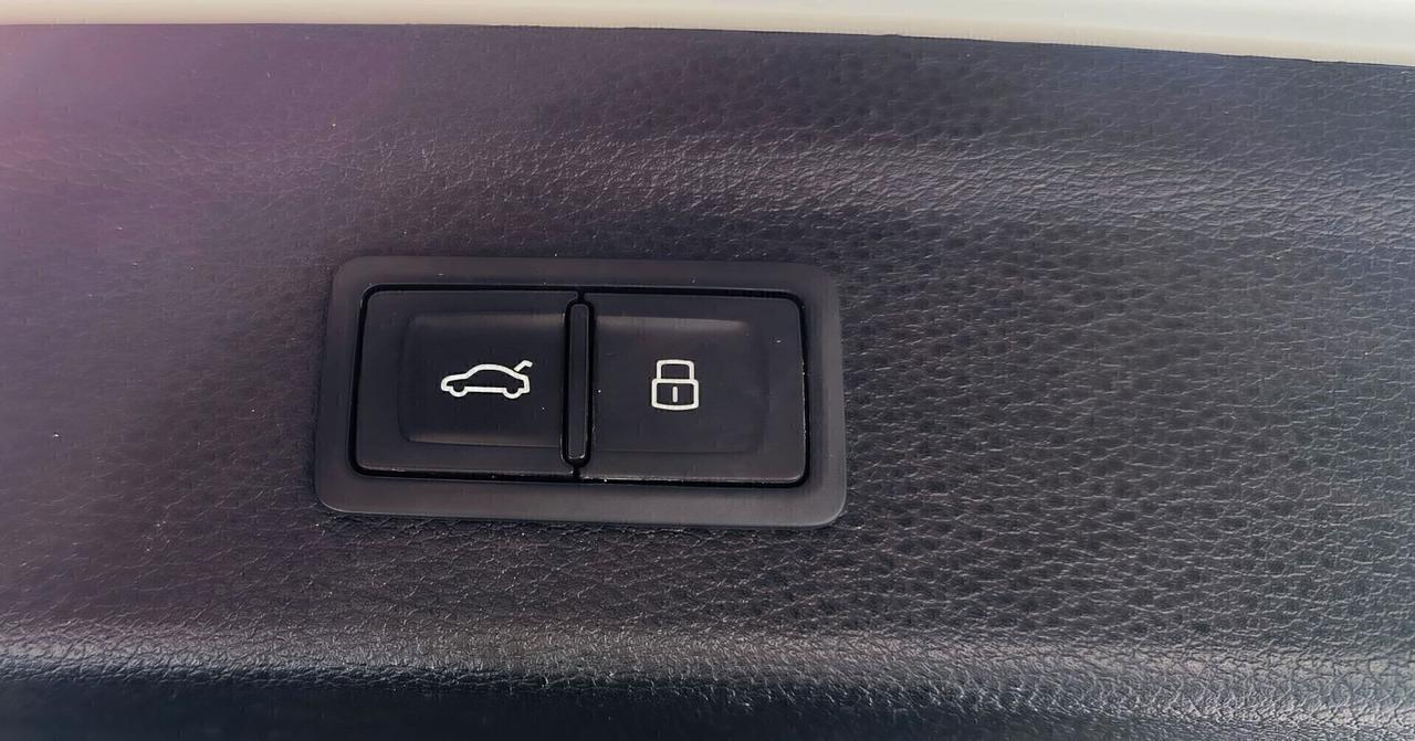 Audi Q3 35 2.0 TDI 150CV S tronic S line edition