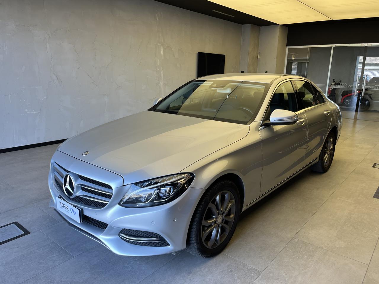 Mercedes-Benz Classe C-W205 2014 Berlina - C 250 d (bt) Sport 4matic auto