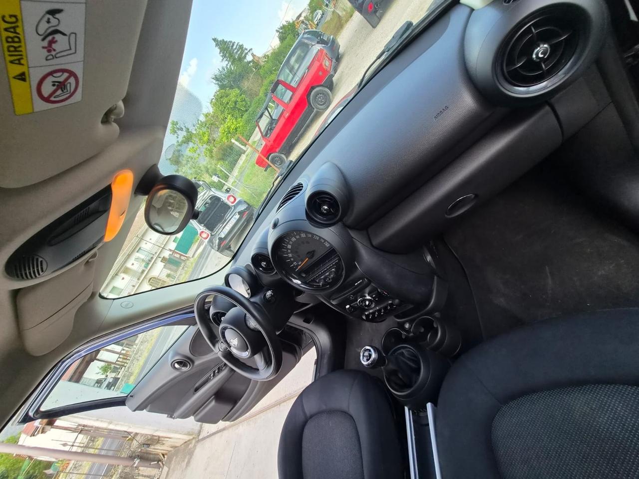Mini Cooper D Countryman 1.6 Business euro 6 km 110