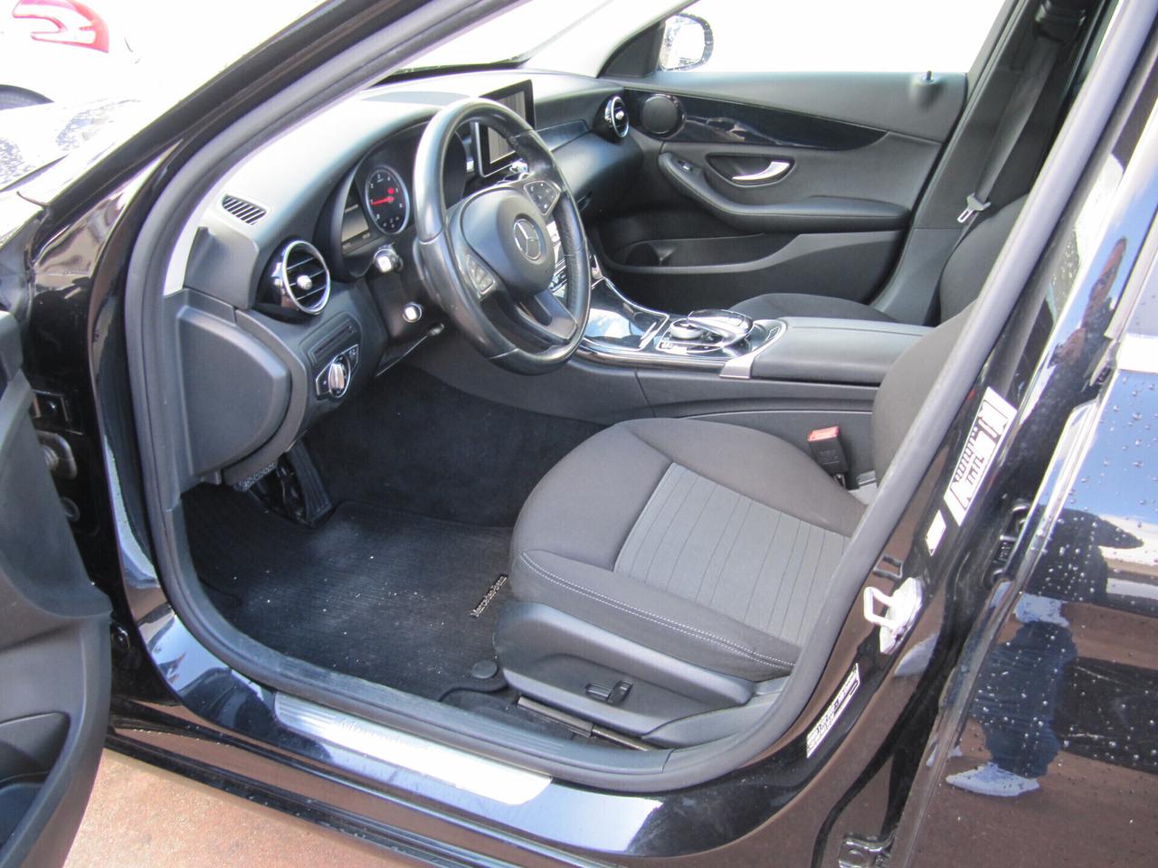Mercedes-benz C 180 d S.W. Auto Premium .
