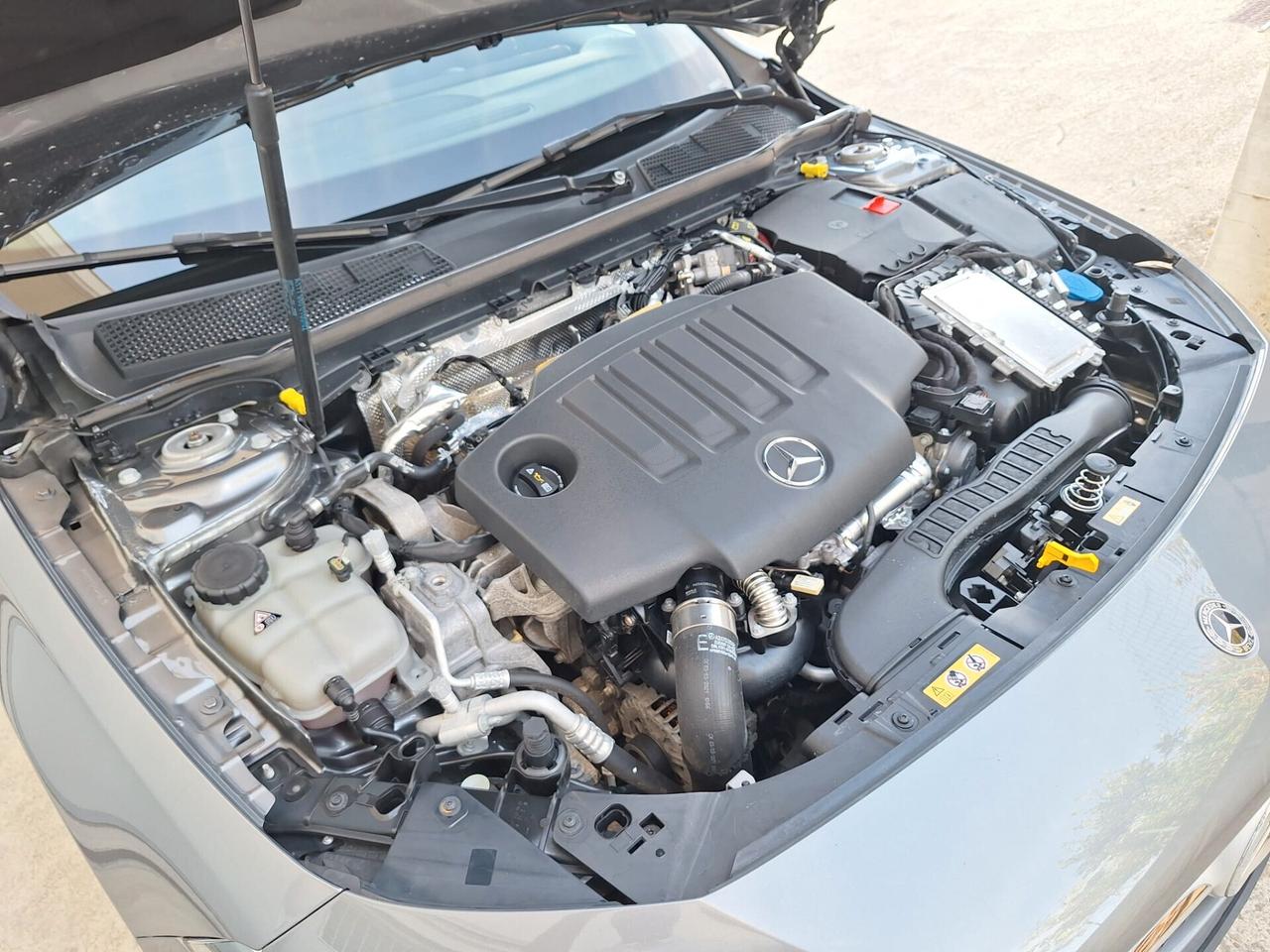 Mercedes-benz A 180 d Automatic AMG Line Premium