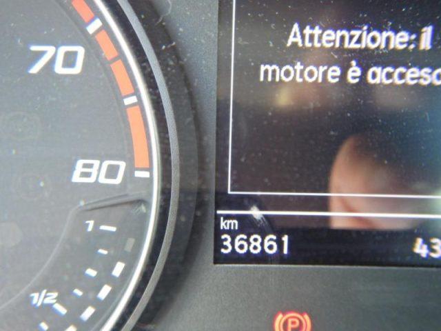 SEAT Arona 1.0 TGI Style Fari Full LED, Full Link, Neopatenta