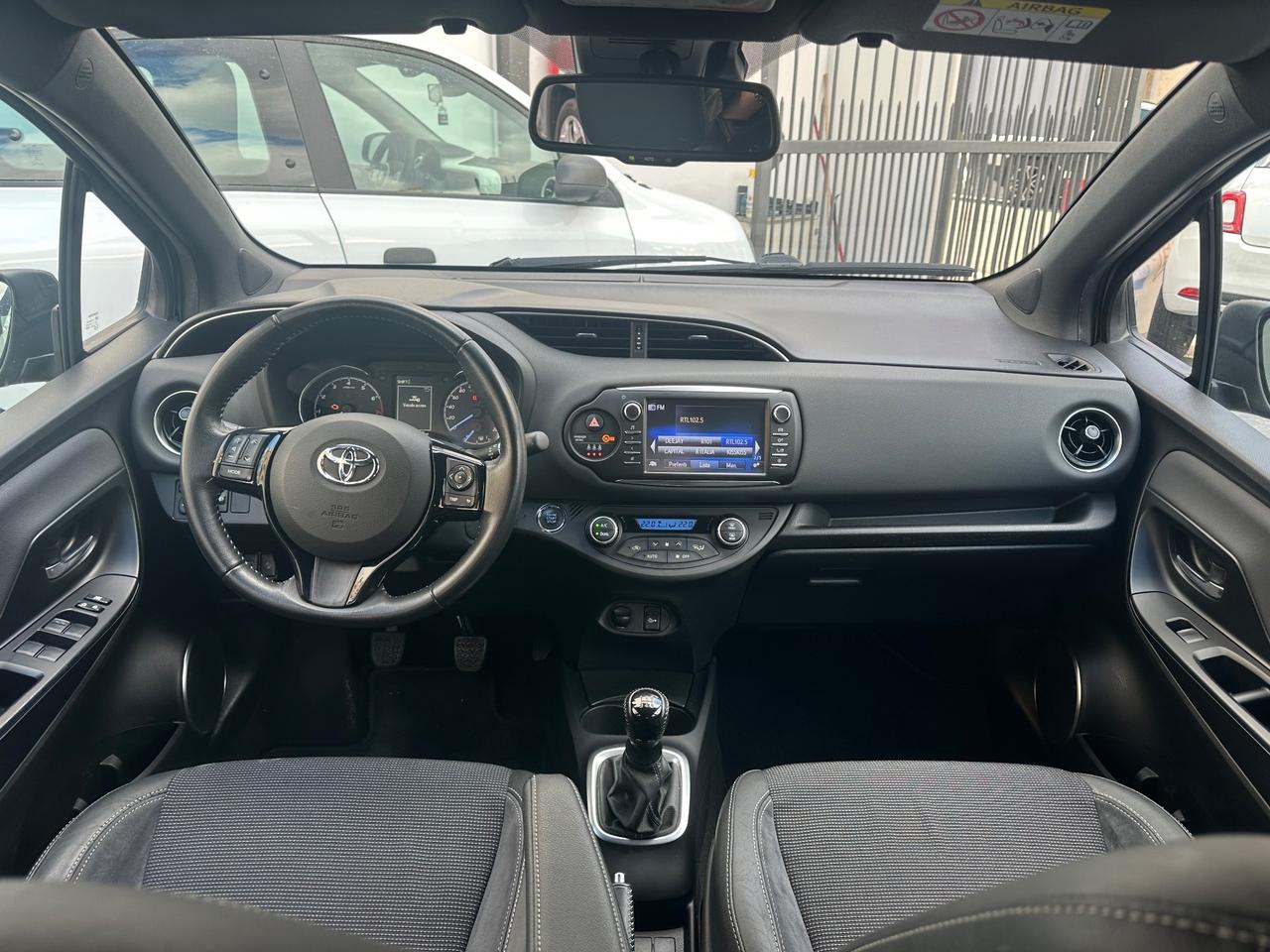 Toyota Yaris 1.0 5 porte Lounge