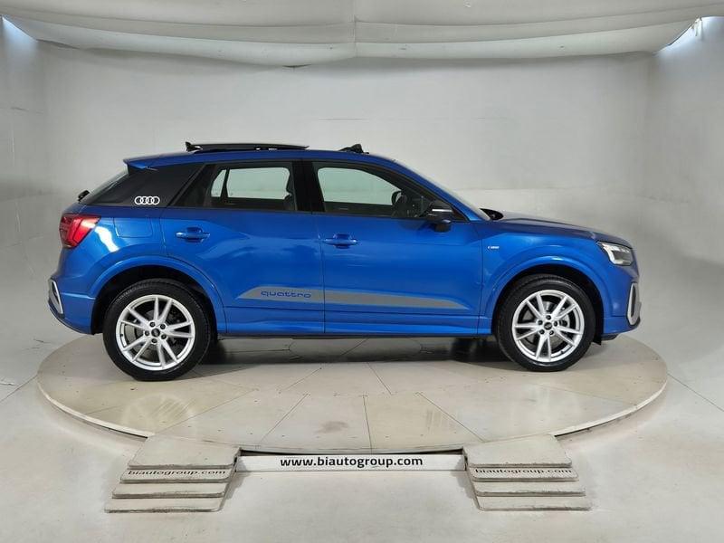 Audi Q2 I 2021 40 2.0 tfsi Business Advanced quattro s-tronic