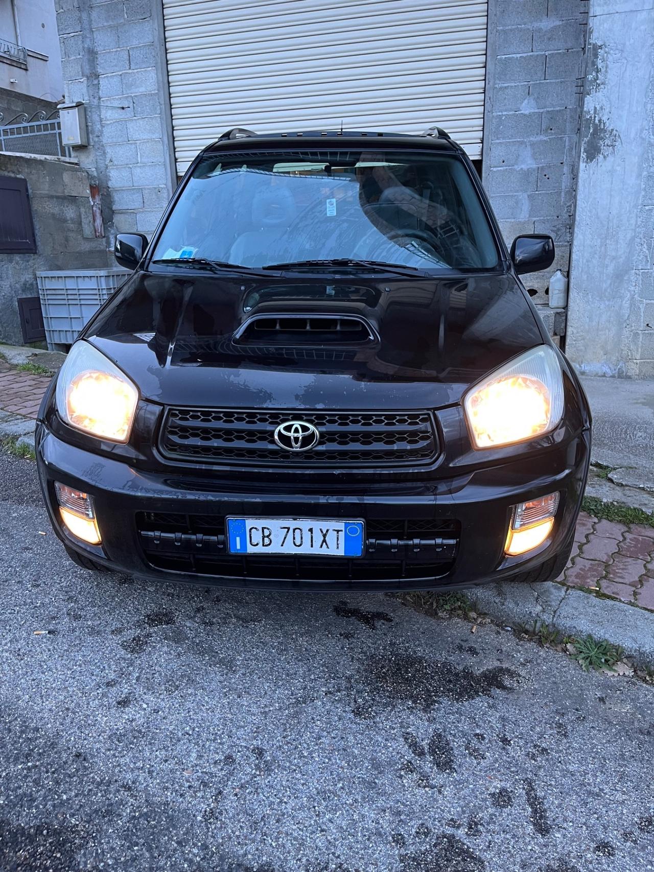 Toyota RAV 4 RAV4 2.0 Tdi D-4D cat 3 porte Sol