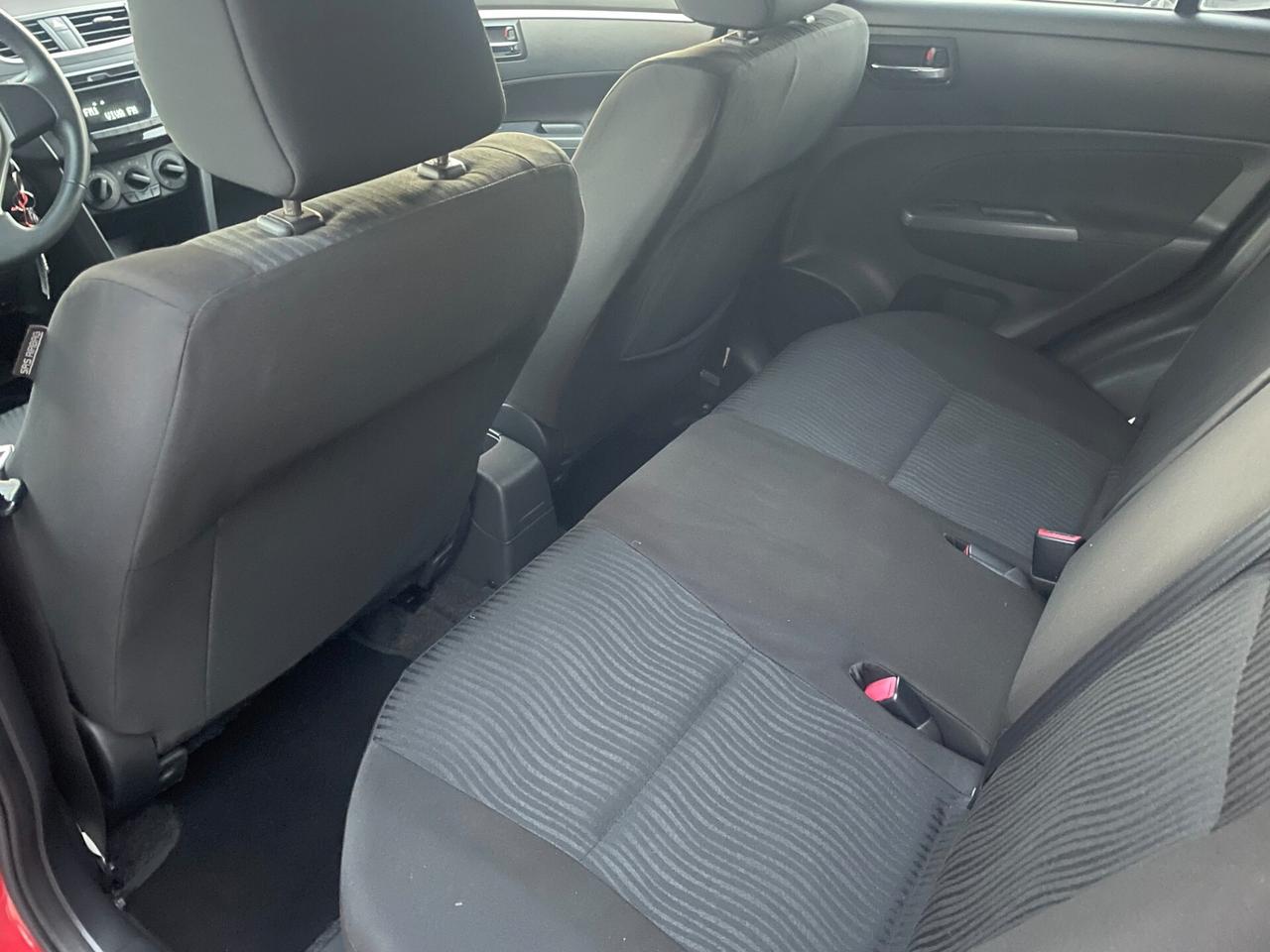 Suzuki Swift 1.2 VVT 5 porte Top IDONEA NEOPATENTATI KM REALI