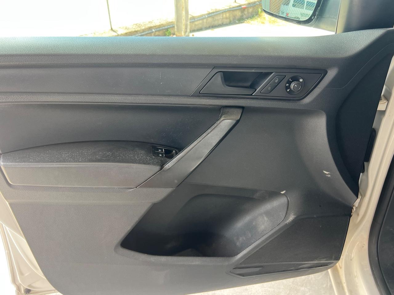 Volkswagen Caddy 2.0 TDI 102 CV Space