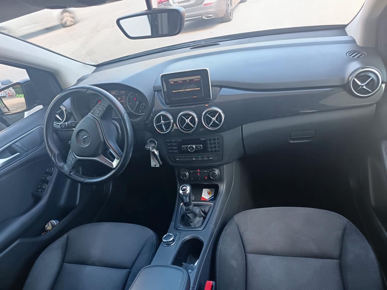Mercedes-benz B 180 CDI BlueEFFICIENCY Executive