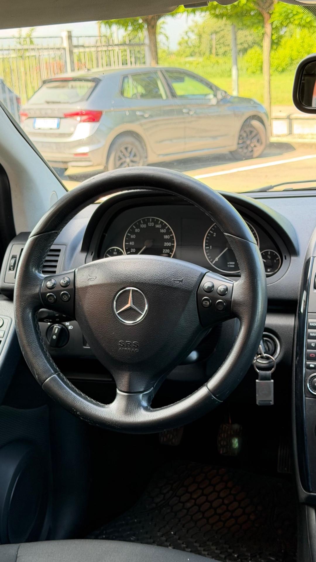 Mercedes-benz A 160 BlueEFFICIENCY