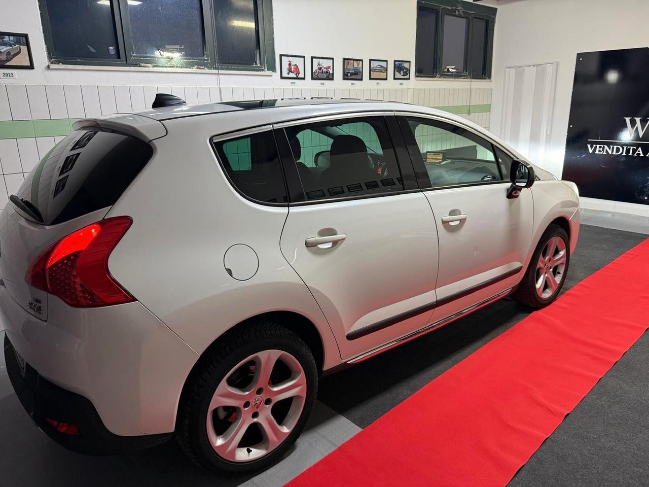 Peugeot 3008 1.6 e-HDi 112CV cambio robotizzato S.&S. Business