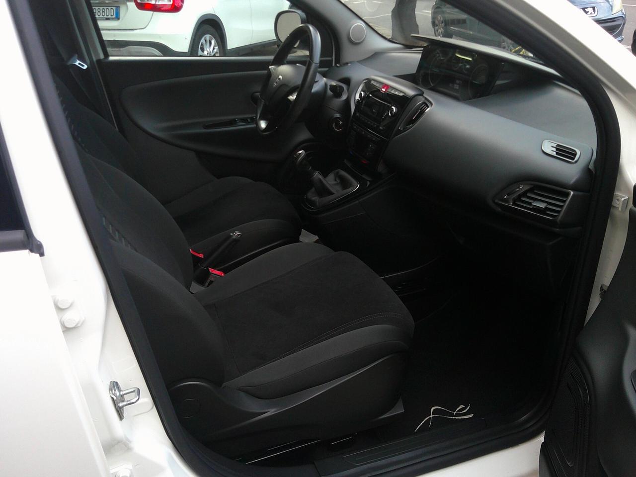 Lancia Ypsilon 1.3 MJT 16V 95 CV 5 porte S&S Gold