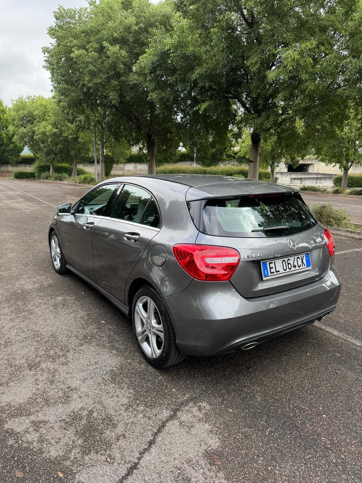 Mercedes-benz A 180 CDI BlueEFFICIENCY Automatic Sport