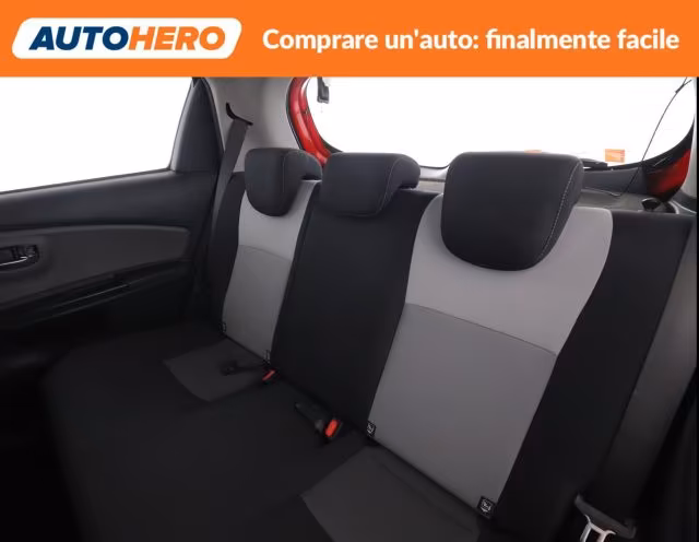 TOYOTA Yaris 1.5 Hybrid 5 porte Active