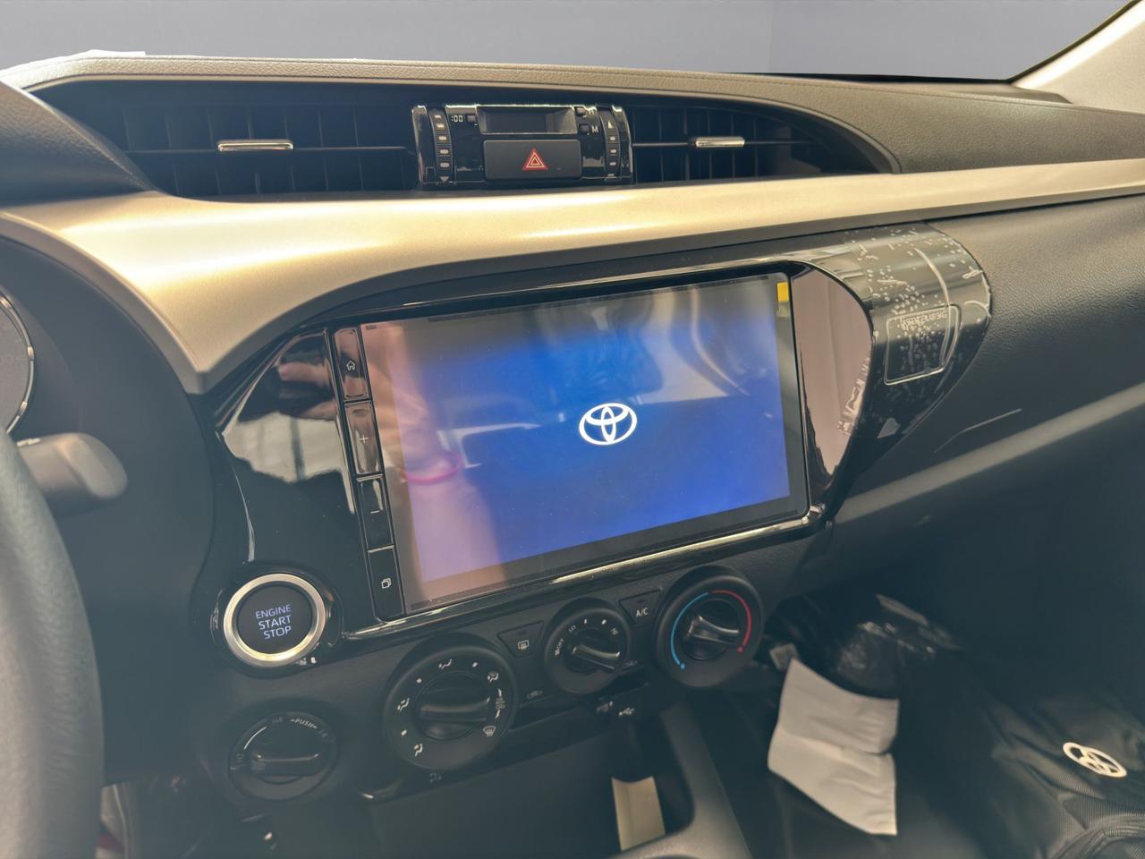 Toyota Hilux - MY25 Double Cab Comfort 2.8D 204