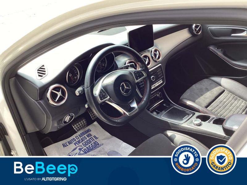Mercedes-Benz GLA 180 PREMIUM AUTO