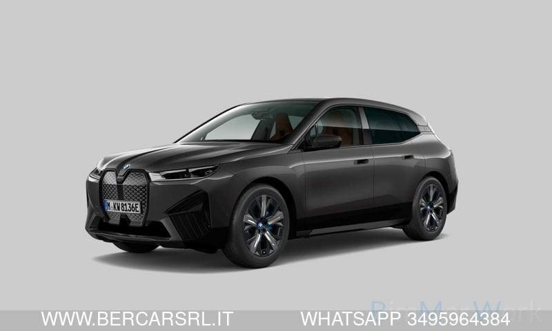 BMW iX iX xDrive40 Pacchetto Sportivo