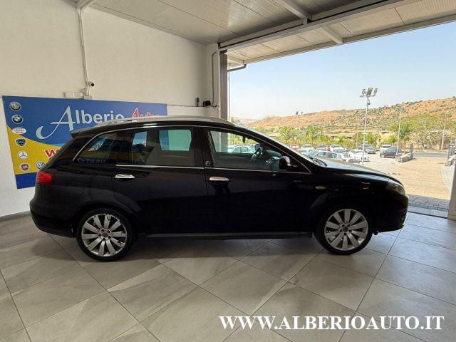 FIAT Croma 1.9 Multijet Business PUR-O2