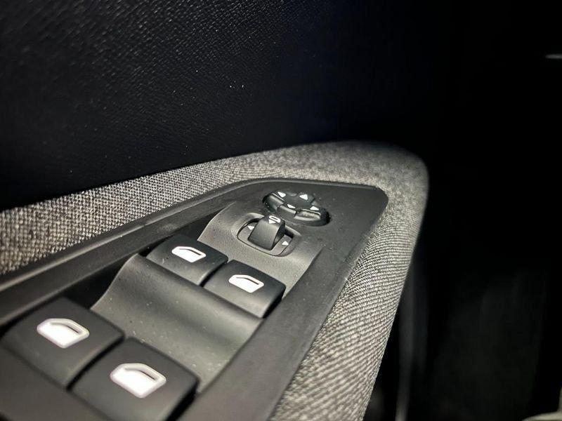 Peugeot 3008 BlueHDi 130 EAT8 S&S Active Business