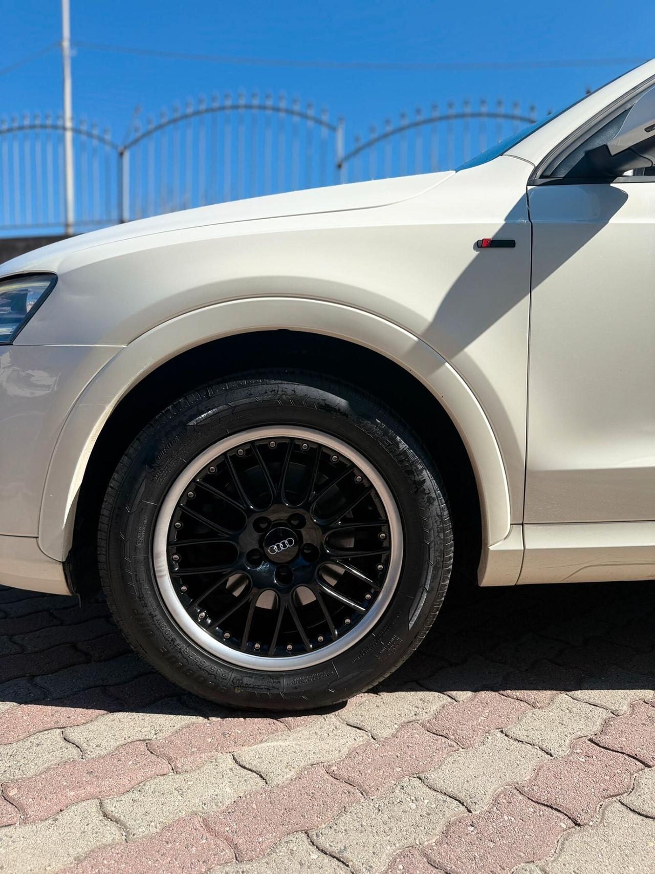 Audi Q3 2.0 TDI QUATTRO 140cv (103kw) S-Line S-Tronic