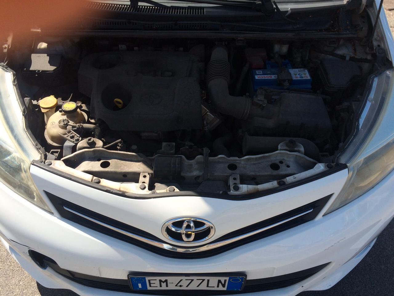 2012 Toyota Yaris 1.4 D-4D 5 porte Active M-MT tagliandata