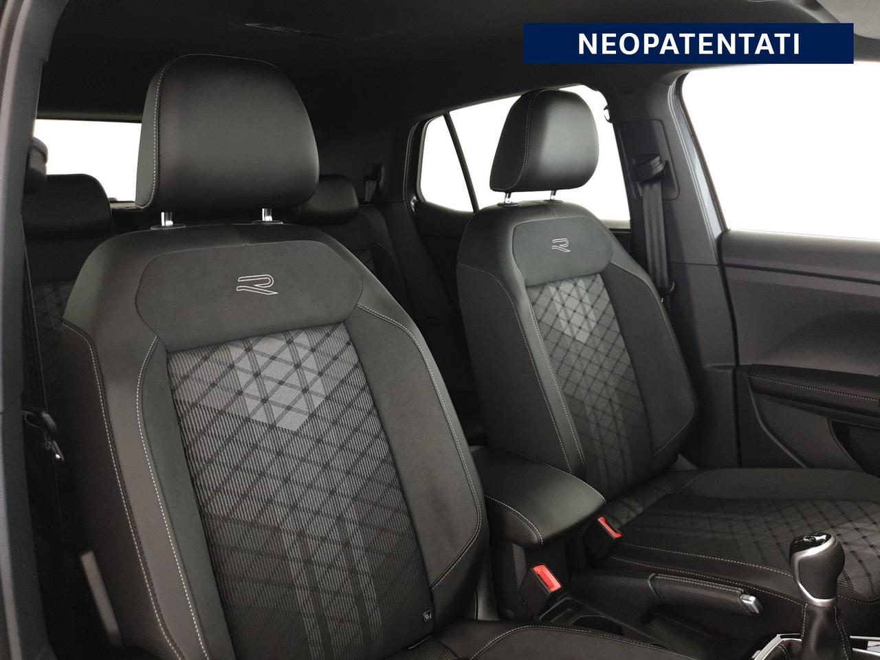 Volkswagen T-Cross 1.0 tsi r-line 115cv