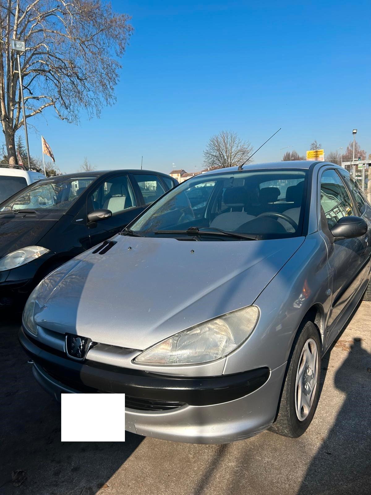Peugeot 206 1.1 3p. XT OK Neo patentati