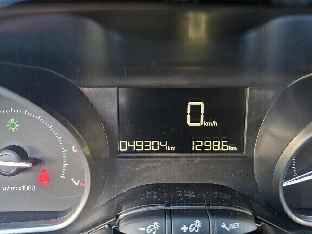 Peugeot 2008 1.2 49000KM-Cinghia Nuova-12/2019