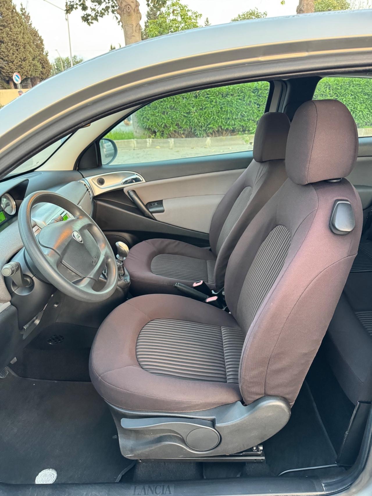 Lancia Ypsilon 1.2 SOLO 29.000 CHILOMETRI