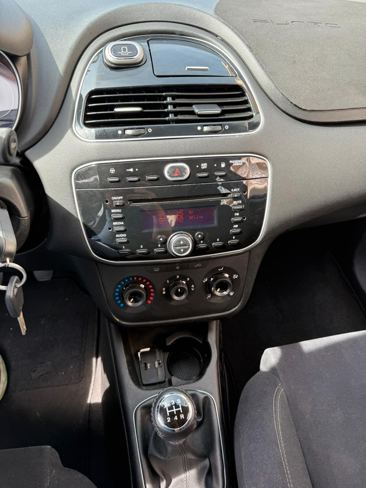 FIAT PUNTO 1,4 GPL 77 CV DYNAMIC 5P