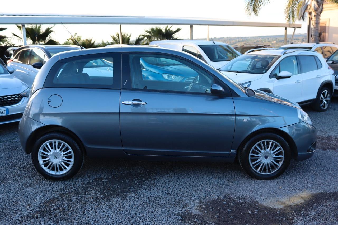 Lancia Ypsilon 1.2 Modamilano