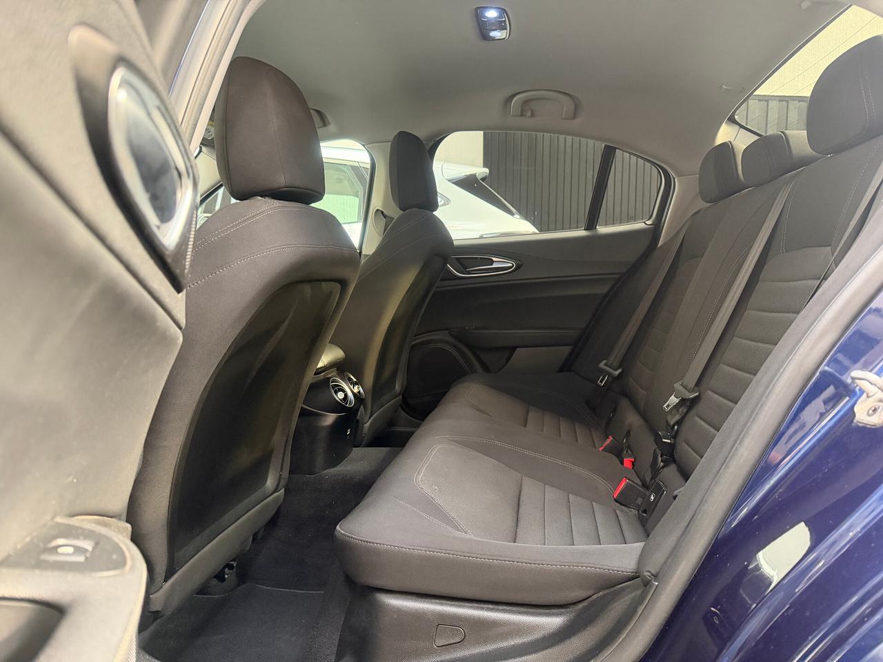 Alfa Romeo Giulia 2.2 Turbodiesel 150 CV AT8 Business