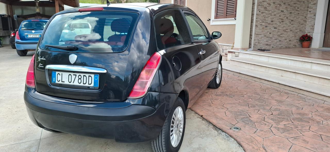 Lancia Ypsilon 1.2