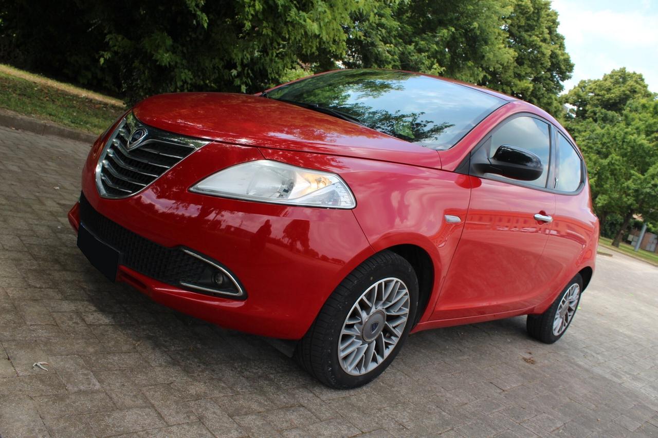 Lancia Ypsilon 1.2 69 CV 5 porte S&S Gold NEO PATENTATI MOLTO BELLA